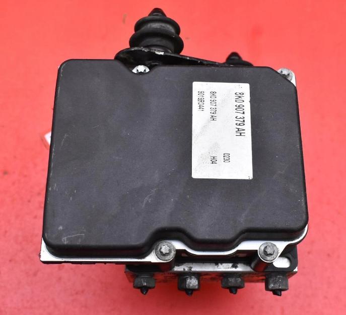 Audi A4 B8 2007-2015 combi 3.0 TDI diesel CCW AT 176 kW 2009  Pumpa ABS 8K0907379AH 0265236104