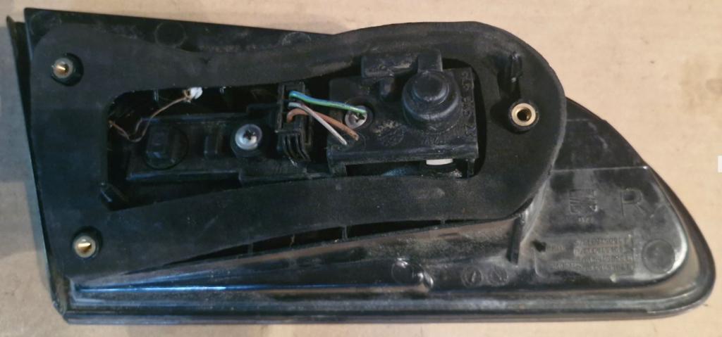 Seat Ibiza III 6L 2002-2008 hatchback 1.2 12v petrol MT 47 kW 2003  Svetlo zadné pravé 6L6945094F ; 6L6945108
