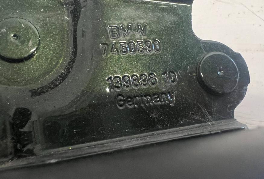 BMW  Záves prednej kapoty pravý 7450590 7419387