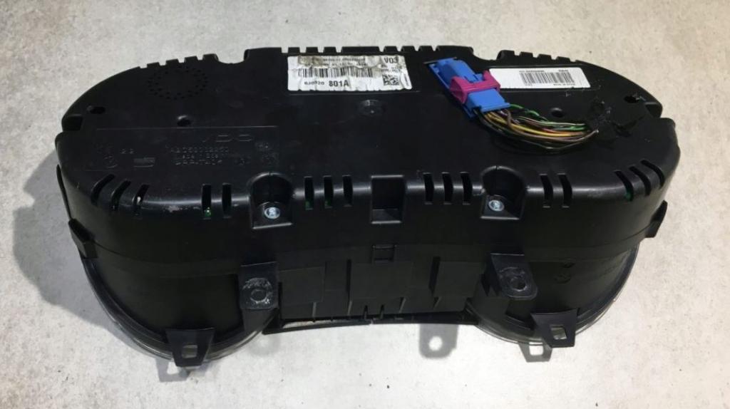 Seat Ibiza IV 6J 2008-2017 hatchback 1.4 16v petrol MT 63 kW 2009  Prístrojová doska 6J0920801A