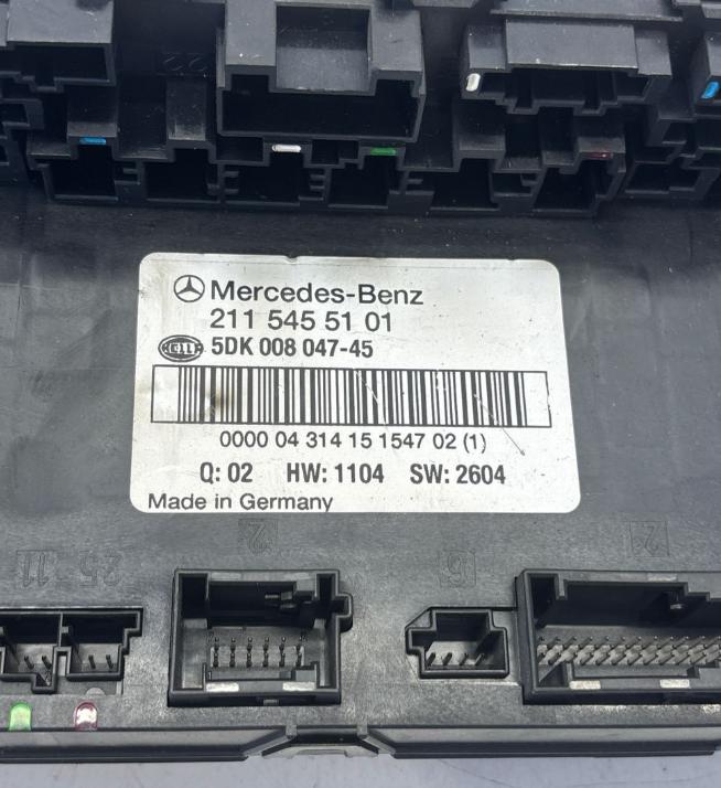 Mercedes C W203 2000-2007 combi 2.2 CDI diesel AT 100 kW 2003  Poistková skrinka 2115455101