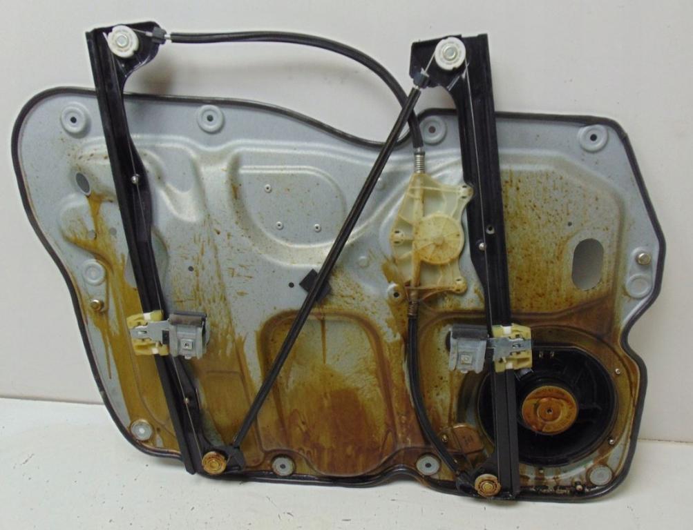 Skoda Octavia II 2004-2013 hatchback 1.9 TDI diesel MT 77 kW 2007  Mechanizmus sťahovania okna predný pravý 1T0959702R 5K0959792