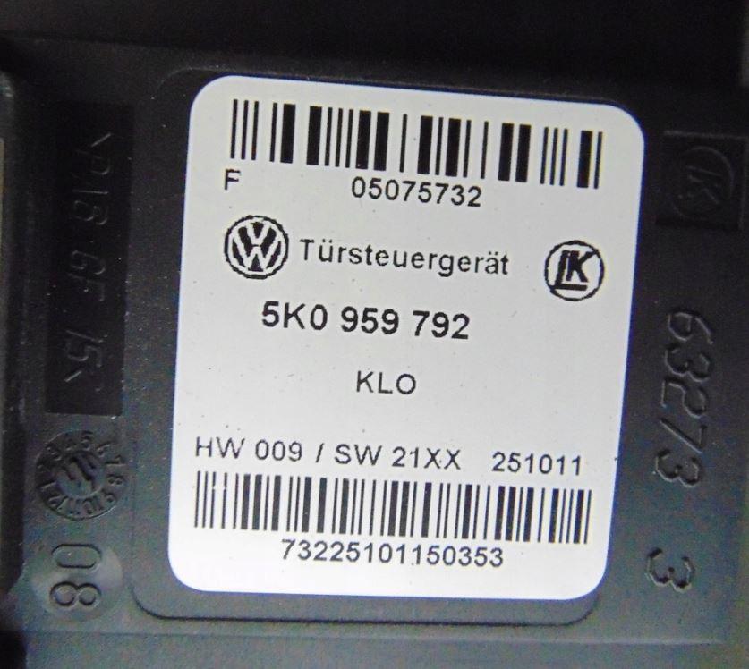 Skoda Octavia II 2004-2013 hatchback 1.9 TDI diesel MT 77 kW 2007  Mechanizmus sťahovania okna predný pravý 1T0959702R 5K0959792