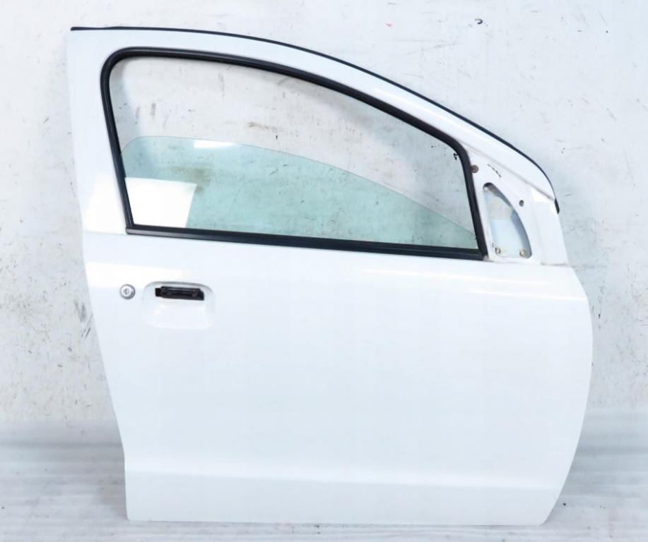 Suzuki Alto 2009-2014 hatchback 1.0 petrol MT 50 kW 2011 Dvere predné pravé
