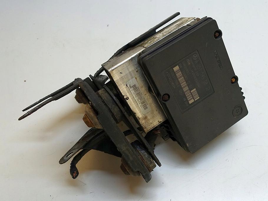 Mercedes R W251 2005-2013 hatchback 3.5 V6 petrol 272967 AT 200 kW 2006  Pumpa ABS A2515450832 A1644311912