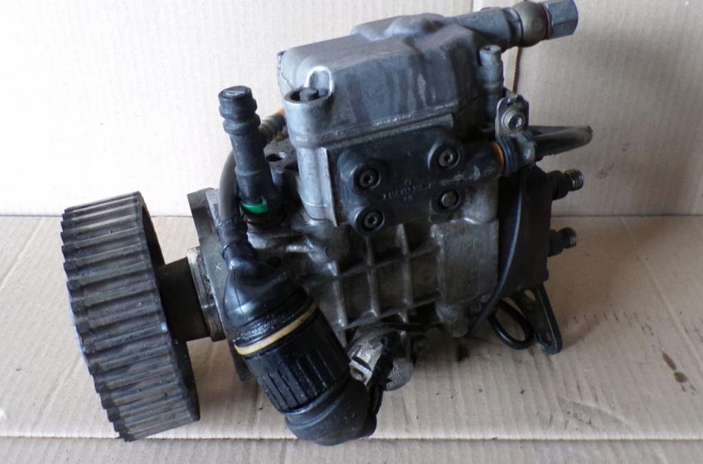 Renault Kangoo I 1998-2008 hatchback 1.9 DTI diesel MT 59 kW 2001  Vstrekovacie čerpadlo 8200048193 0460414983