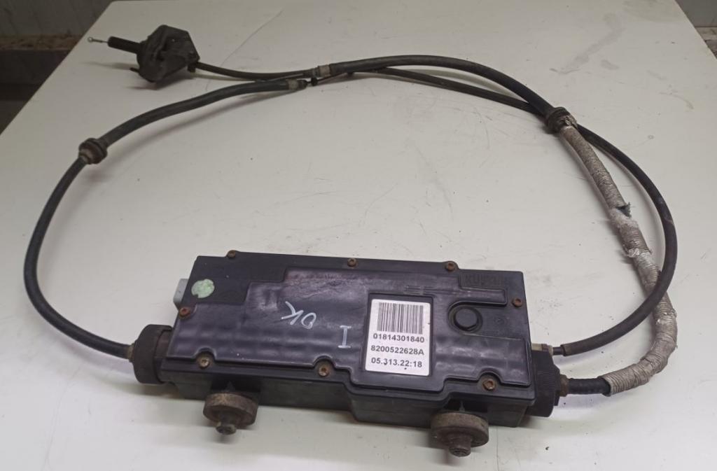 Renault Scenic II 2003-2009 hatchback 1.9 DCI diesel MT 85 kW 2003  Ručná brzda elektrická 8200522628A