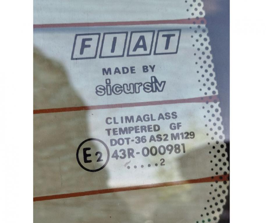 Fiat Marea combi 1.9 JTD diesel MT 77 kW 2000  Sklo zadné