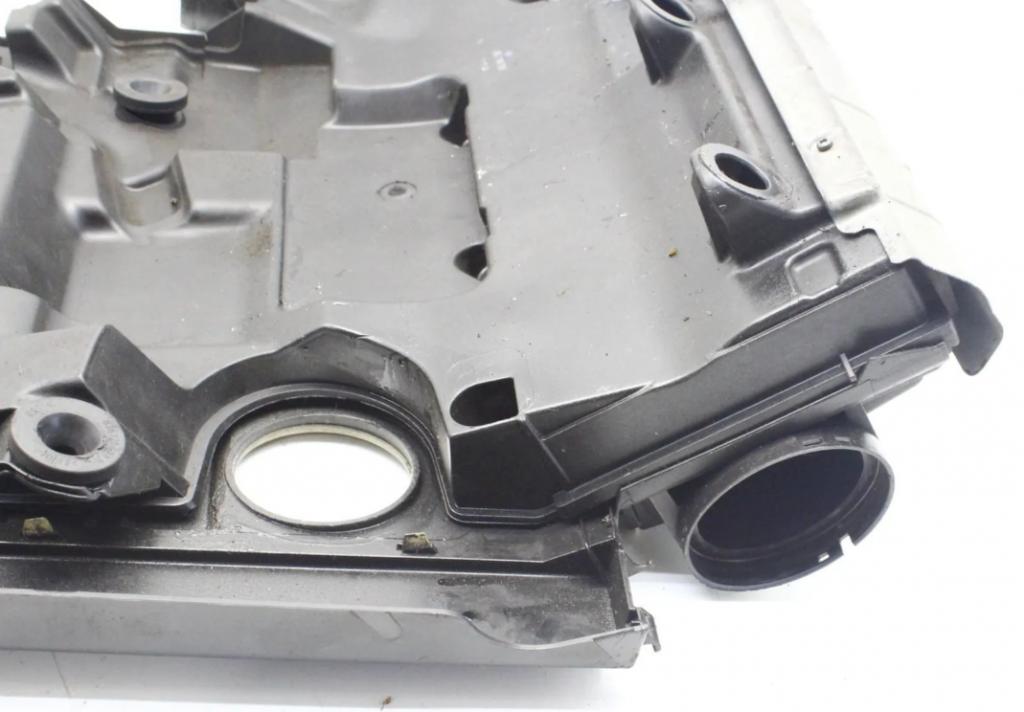 Audi A3 8P 2003-2012 hatchback 2.0 FSI petrol MT 147 kW 2007  Kryt motora horný 06F133837S
