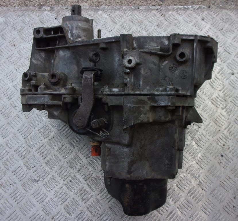 Renault Megane I 1995-2003 sedan 1.4 16v petrol MT 70 kW 2001 Prevodovka manuálna JB3973
