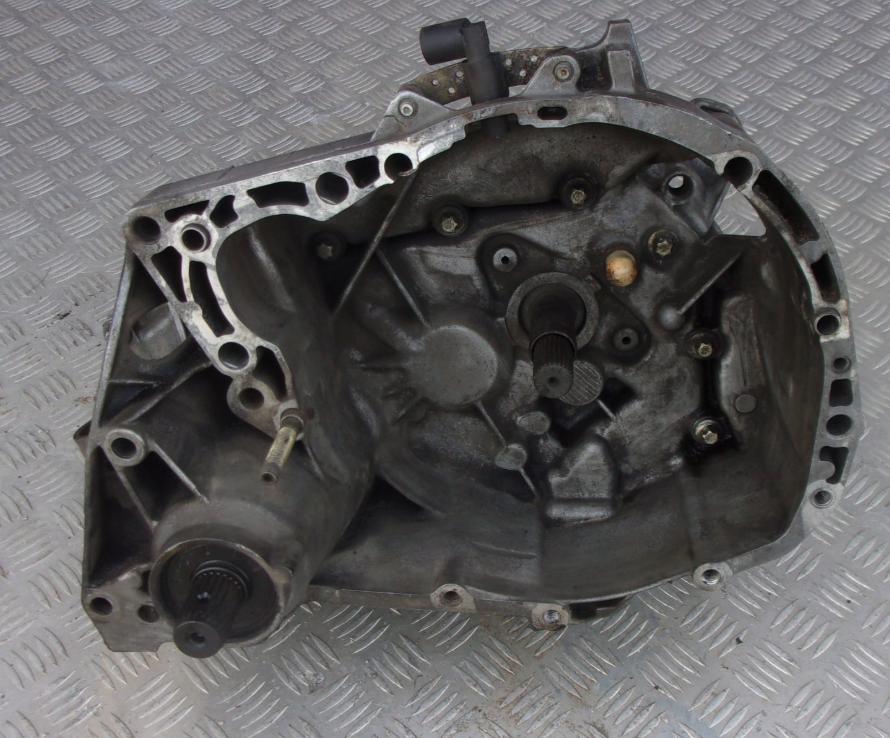 Renault Megane I 1995-2003 sedan 1.4 16v petrol MT 70 kW 2001 Prevodovka manuálna JB3973