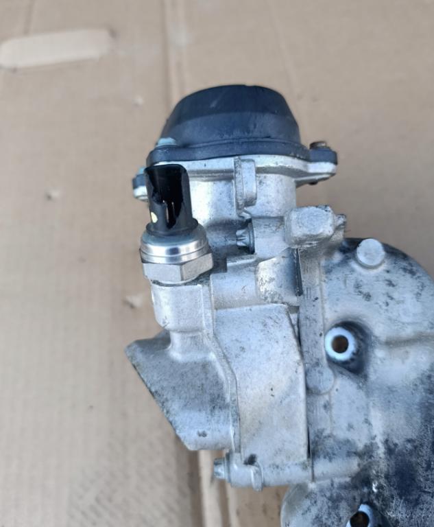 Mercedes E W212 2009-2016 sedan 3.0 CDI diesel AT 170 kW 2011  EGR Ventil A6421402560  A6421402475