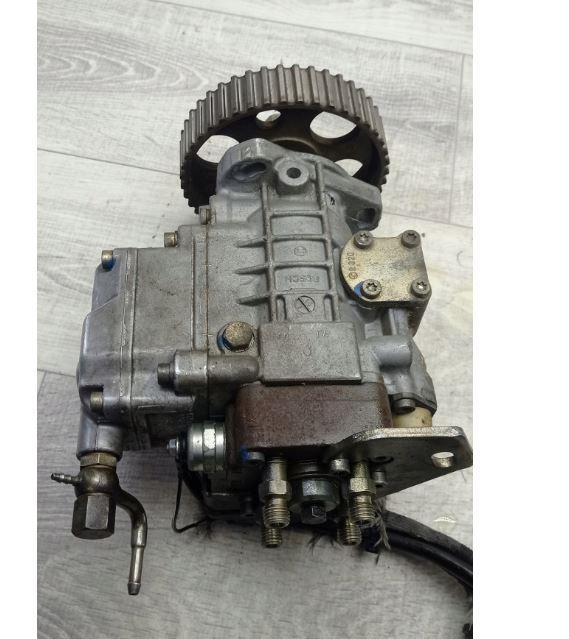 Volkswagen Sharan I 1995-2010 combi 1.9 TDI diesel MT 81 kW 1997  Vstrekovacie čerpadlo 028130115B ; 0460404968