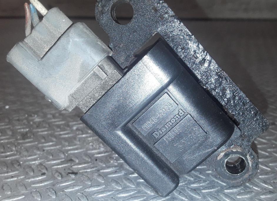 Daihatsu Terios 1997-2005 hatchback 1.3 petrol MT 63 kW 2003 Zapaľovacia cievka 9004852129