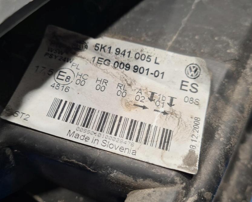 Volkswagen Golf VI 2008-2013 hatchback 2.0 TDI diesel MT 81 kW 2009  Svetlo predné ľavé 5K1941005L
