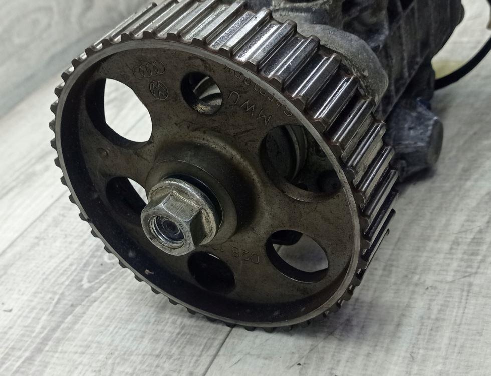 Volkswagen Sharan I 1995-2010 combi 1.9 TDI diesel MT 81 kW 1997  Vstrekovacie čerpadlo 028130115B ; 0460404968