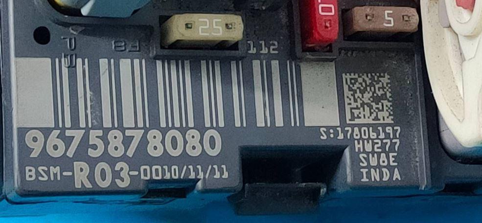 Citroen Jumpy II 2007-2016 hatchback 2.0 HDI diesel MT 88 kW 2010  Poistková skrinka 9675878080