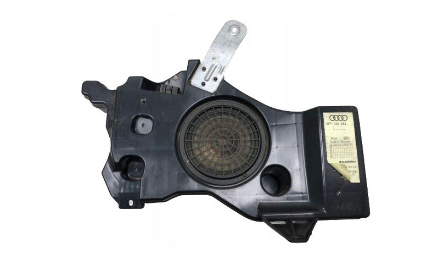 Audi A3 8P 2003-2012 hatchback 1.8 TFSI petrol MT 118 kW 2009  Reproduktor 8P4035382