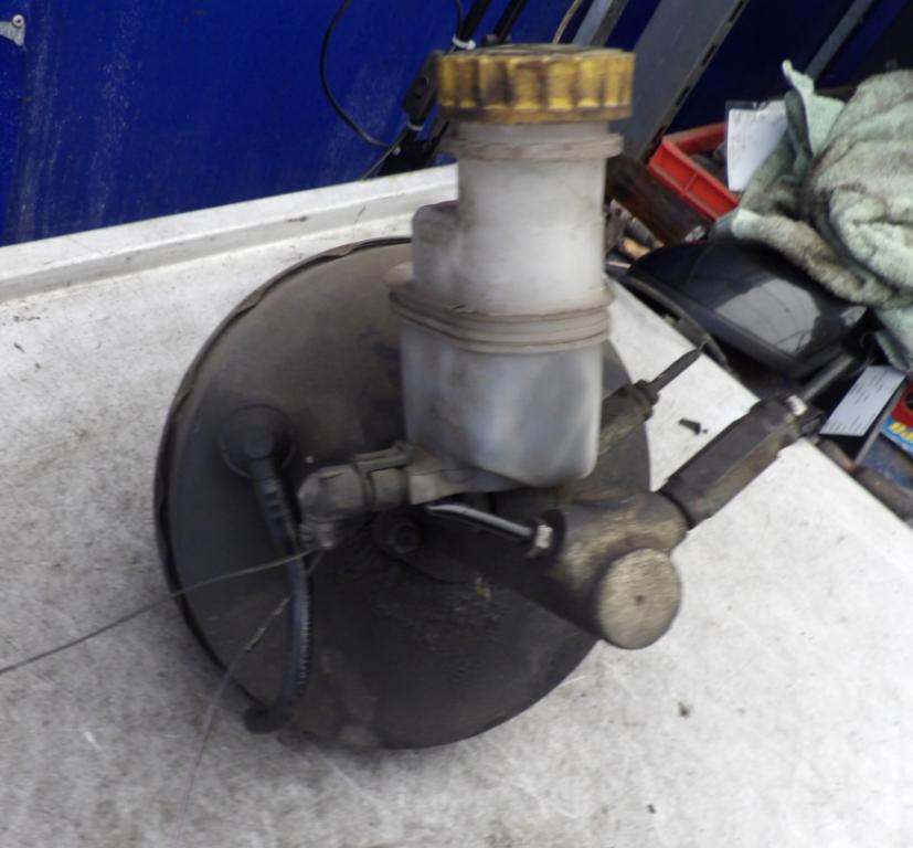 Fiat Panda II 2003-2012 hatchback 1.1 petrol MT 40 kW 2006  Posilňovač bŕzd 51709135