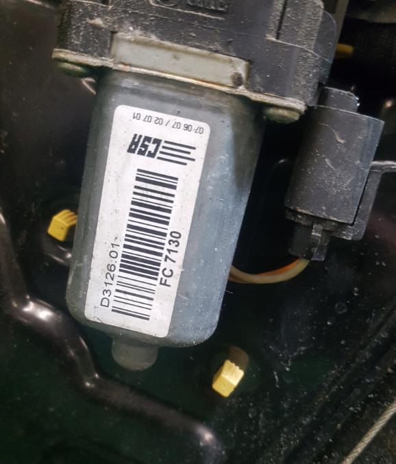 Land Rover Freelander II 2006-2014 hatchback 2.2 TD4 diesel MT 112 kW 2007  Mechanizmus sťahovania okna zadný pravý 6H5227000AE