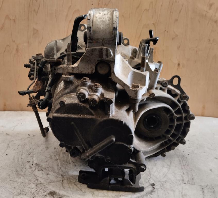 Honda Accord VII 2002-2008 sedan 2.2 I-CTDI diesel MT 103 kW 2005  Prevodovka BWG6