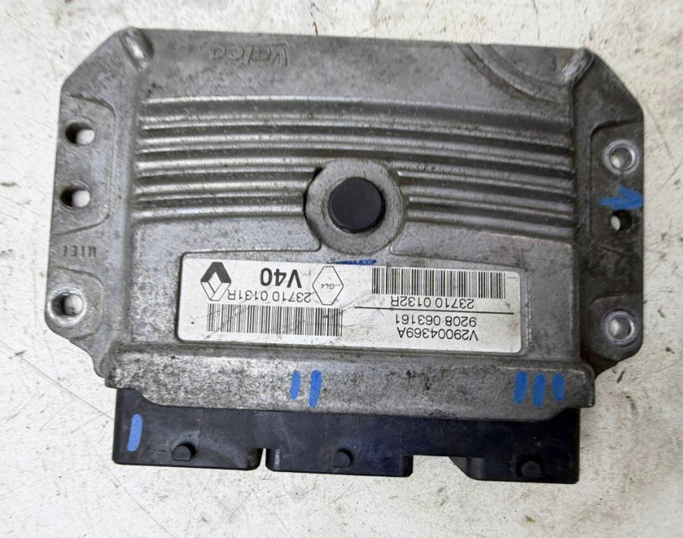 Renault Megane III 2008-2016 combi 1.6 16v petrol MT 74 kW 2009  Riadiaca jednotka 237100132R 237100131R 