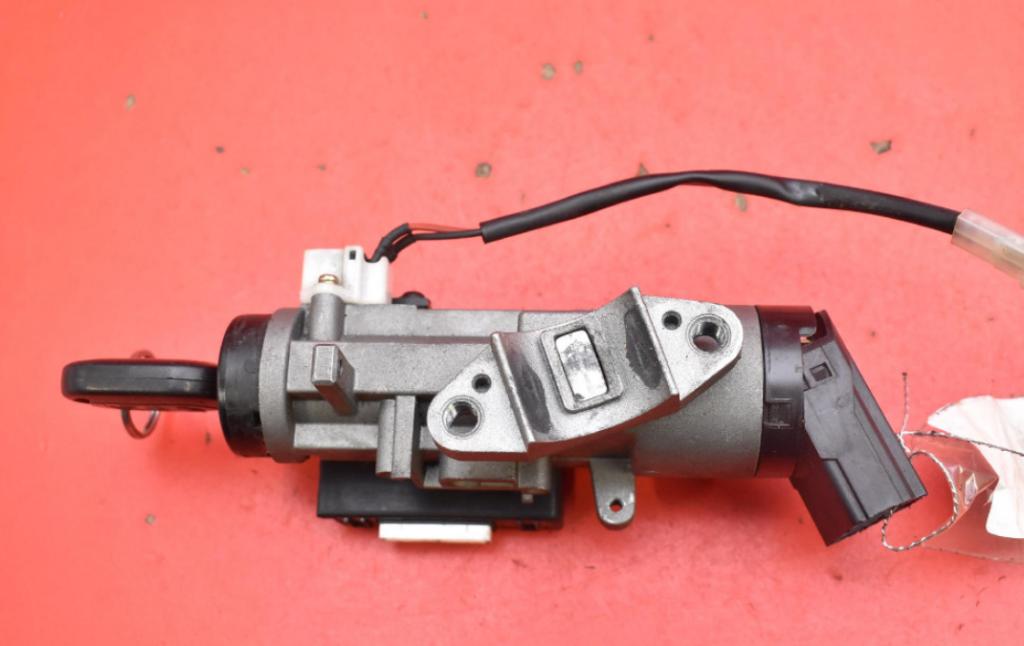 Chevrolet Lacetti hatchback 1.6 16v petrol MT 80 kW 2004  Spínacia skrinka 96456677