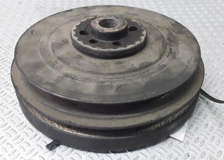 Volkswagen Transporter T4 1990-2003 2.4 D diesel 57 kW 1994  Remenica 074105251B