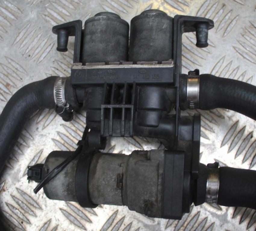 BMW 5 E39 1996-2003 Ventil 8374994