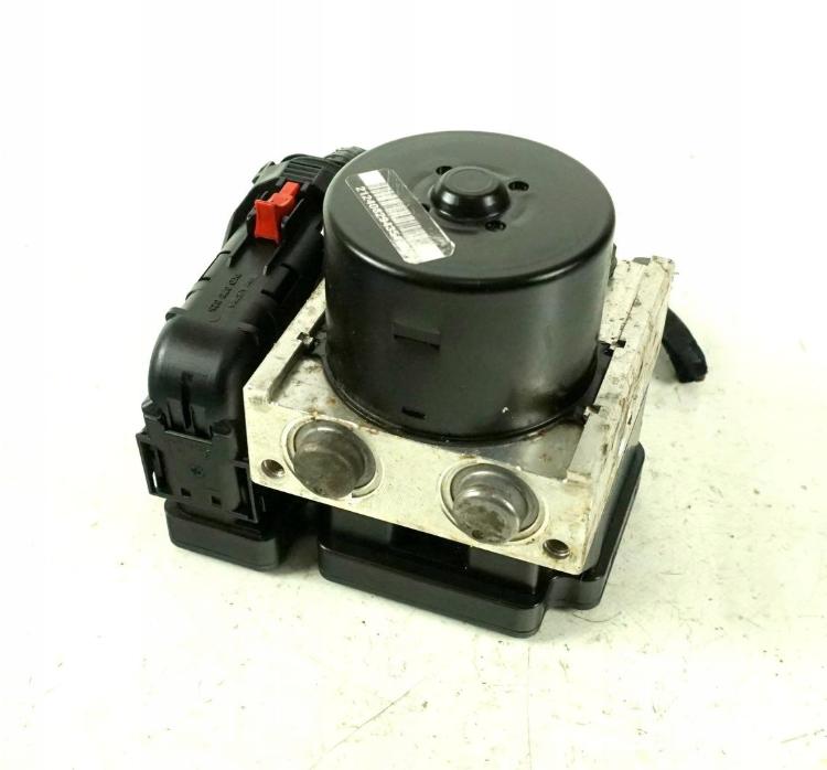 Skoda Octavia II 2004-2013 hatchback 1.9 TDI diesel MT 77 kW 2006 Pumpa ABS 1K0907379P 1K0614117H