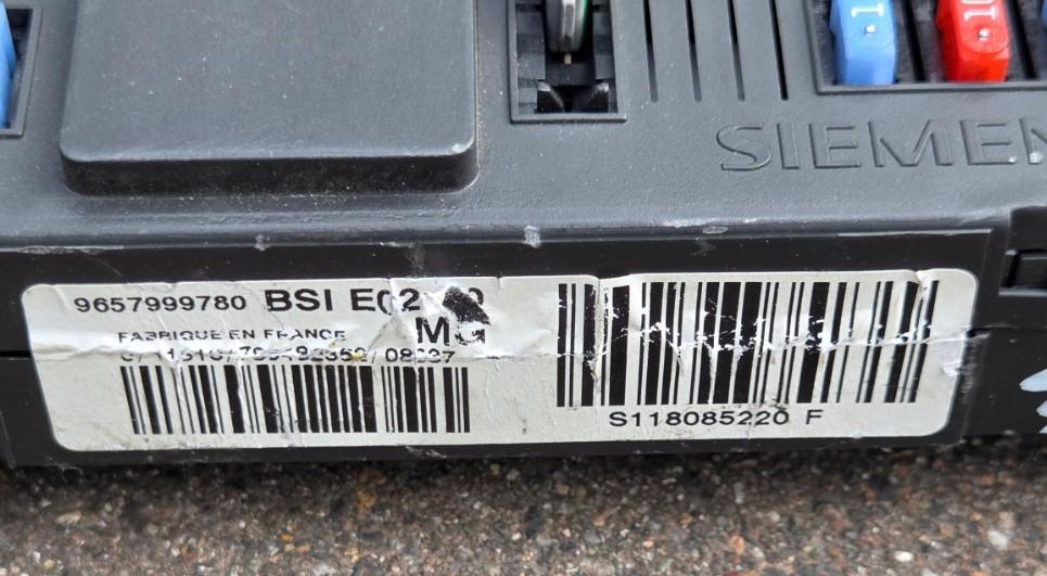 Peugeot 206 hatchback 1.4 HDI diesel MT 50 kW 2007  Modul BSI 9657999780