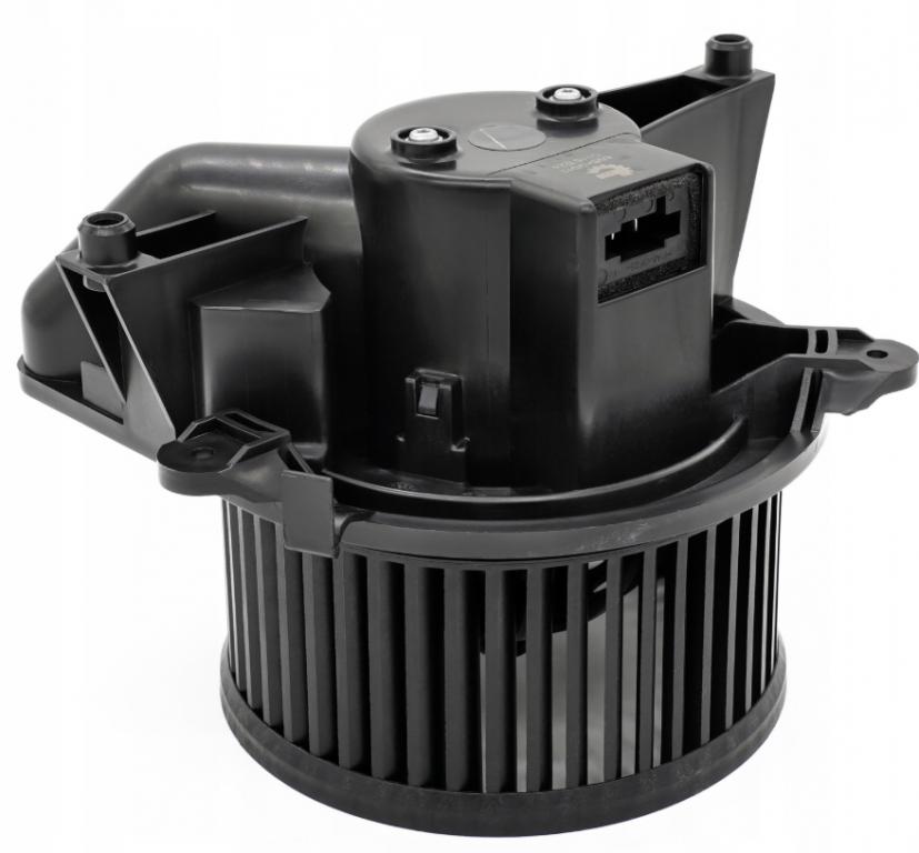 Fiat Idea hatchback 1.4 16v petrol MT 70 kW Ventilátor kúrenia 77362775 77363262