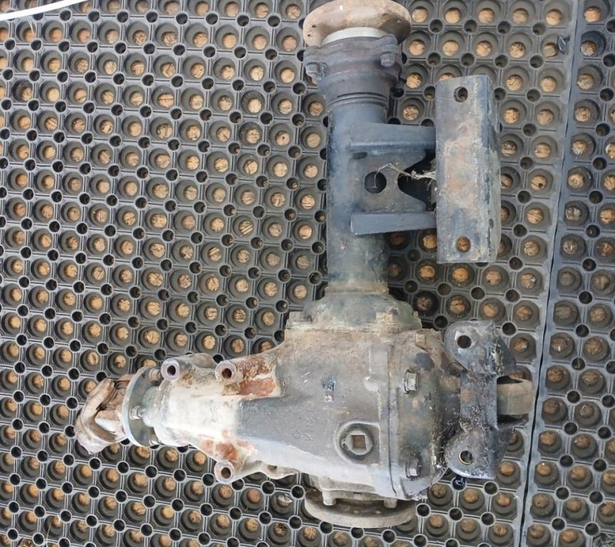 Nissan Navara I D22 pickup Diferenciál predný 3851161G45