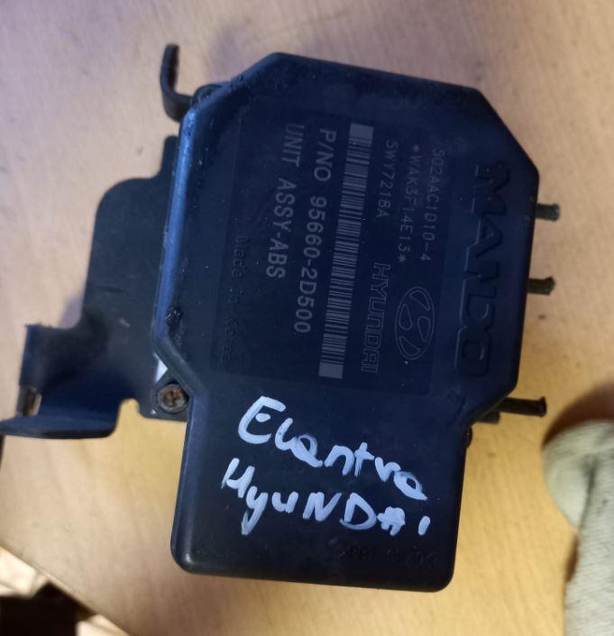 Hyundai Elantra III 2000-2006 sedan 2.0 CRDI diesel MT 82.5 kW 2001  Pumpa ABS 95660-2D500