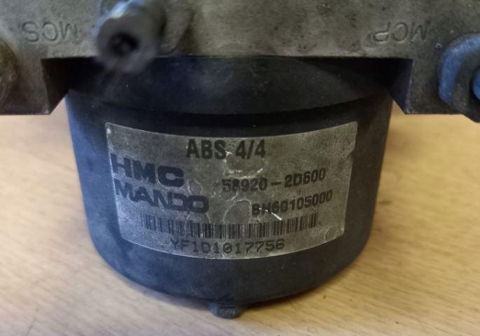 Hyundai Elantra III 2000-2006 sedan 2.0 CRDI diesel MT 82.5 kW 2001  Pumpa ABS 95660-2D500