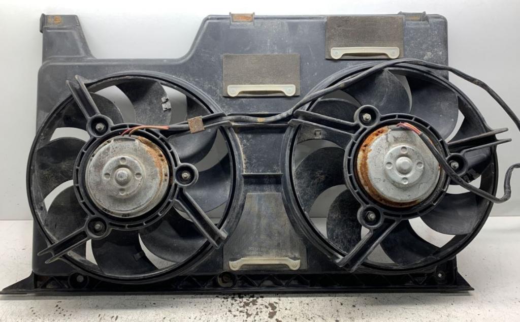 Audi 80 B4 1991-1994 sedan 1.9 TD petrol MT 55 kW 1992  Ventilátor 893121207G