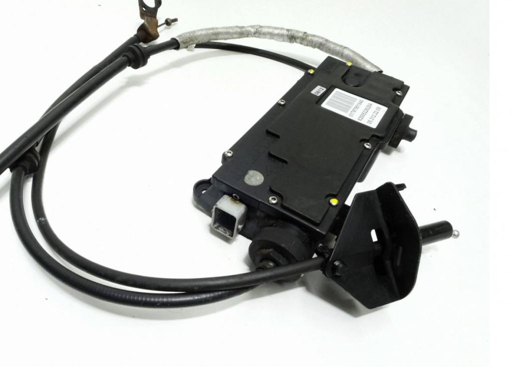 Renault Scenic II 2003-2009 hatchback 1.9 DCI diesel MT 85 kW 2003  Ručná brzda elektrická 8200522628A