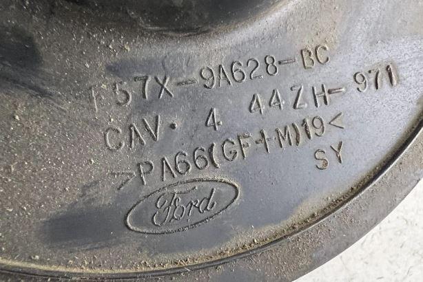 Ford Explorer II 1994-2003 hatchback 4.0 V6 petrol AT 151 kW 1995  Váha vzduchu F57F12B579CA F57X9A628BC
