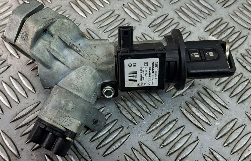 Nissan Micra K12 2003-2010 hatchback 1.2 16v petrol MT 48 kW 2007  Spínacia skrinka 28590AX600 5WK46550