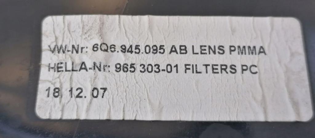 Volkswagen Polo IV 9N 2001-2009 hatchback 1.2 6v petrol MT 44 kW 2009  Svetlo zadné ľavé 6Q6945095AB