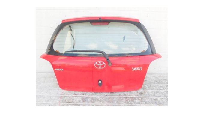 Toyota Yaris I 1999-2005 hatchback 1.0 16v petrol 50 kW 2001  Kapota zadná (kufor)