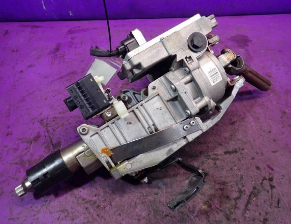 Renault Megane II 2003-2008 hatchback 1.5 DCI diesel MT 74 kW 2003  Riadenie 8200738088A