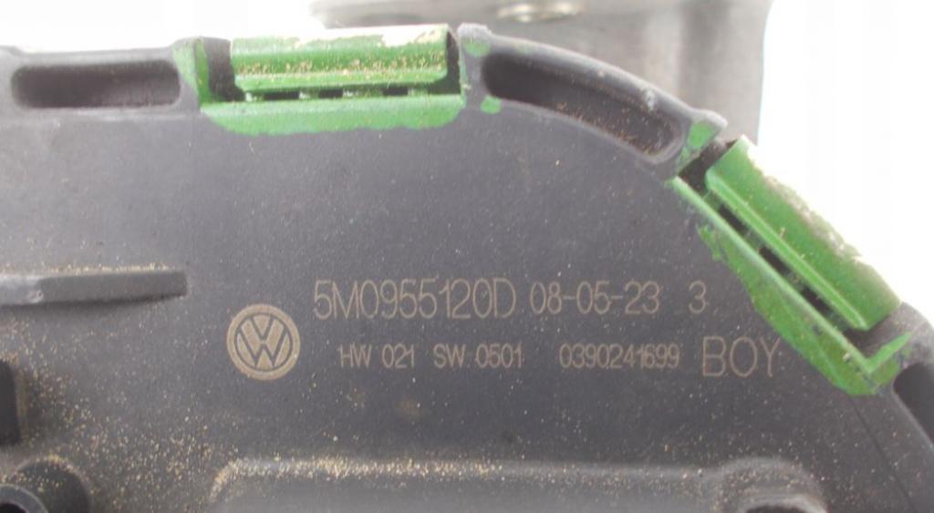 Volkswagen Golf V 2003-2009 hatchback 1.9 TDI diesel MT 66 kW 2004 Mechanizmus stieračov predný 5M0955024E