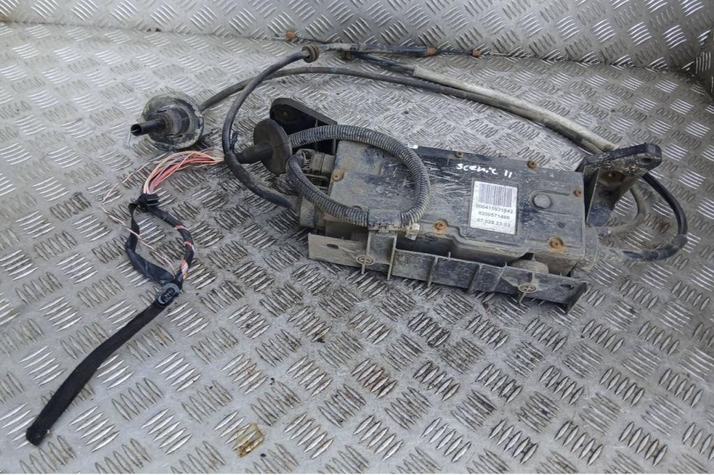 Renault Scenic II 2003-2009 hatchback 1.5 DCI diesel MT 78 kW 2007  Ručná brzda elektrická 8200571486