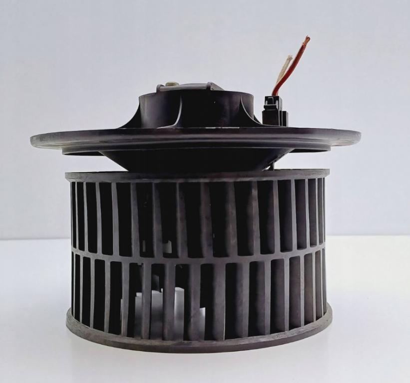 Seat Alhambra I 1996-2010 hatchback 1.9 TDI diesel 85 kW 2002  Ventilátor kúrenia 7M0819021