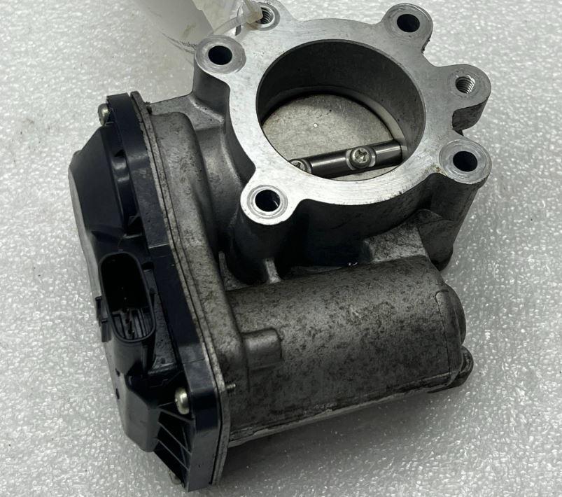 Suzuki SX4 S-Cross 2013-2021  1.4 Hybrid (Mild Hybrid) (AKK 414) 2020  Škrtiaca klapka 76R0 1340076R01
