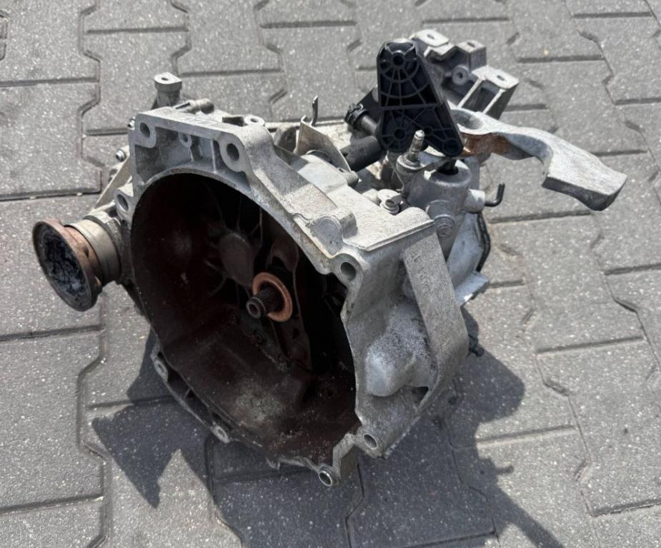 Volkswagen Golf VI 2008-2013 hatchback 1.4 16v petrol MT 59 kW 2009  Prevodovka manuálna LEG