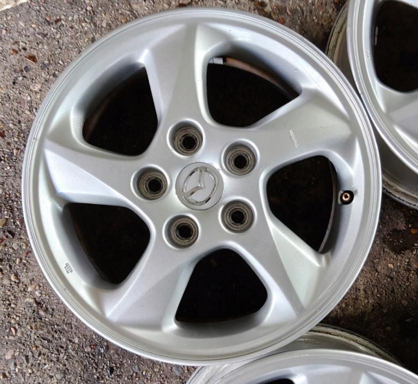 Mazda 3 I BK 2003-2009 sedan 2.0 16v petrol MT 110 kW 2008 Hliníkový disk 15 6J 5X114,3 ET50