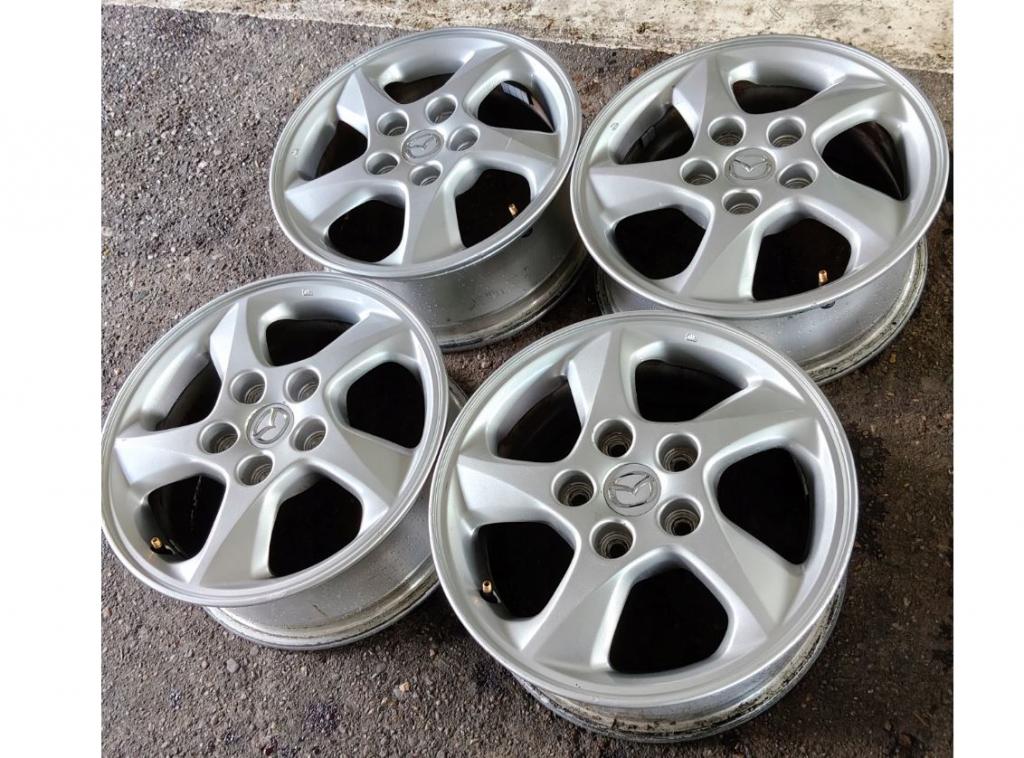 Mazda 3 I BK 2003-2009 sedan 2.0 16v petrol MT 110 kW 2008  Hliníkový disk 15 6J 5X114,3 ET50