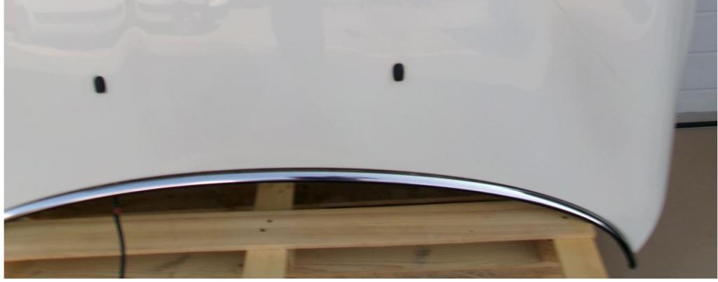 Mini Cooper One II R56 2006-2013 hatchback 1.4 16v petrol MT 70 kW 2011 Kapota predná